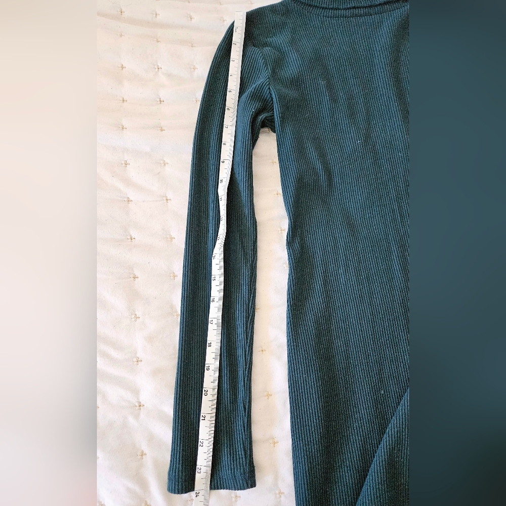 Dark Green Turtleneck Sweater Dress - Picture 4 of 5